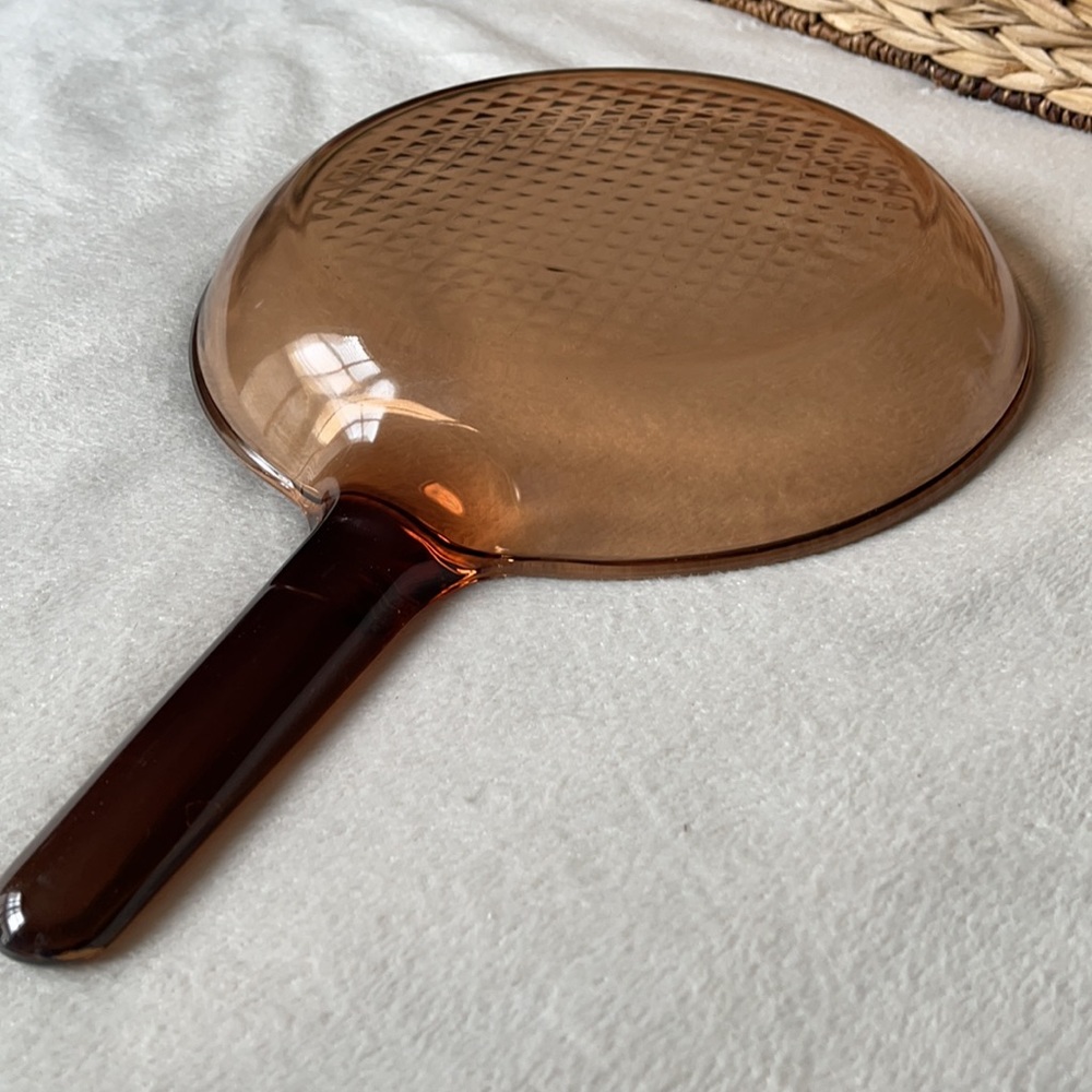 Vision Corning 10 1/2” Large Amber Frying Pan - Picture 10 of 11